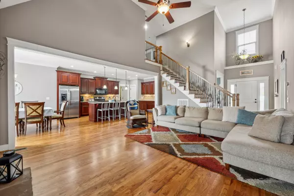 Ooltewah, TN 37363,6842 Neville DR