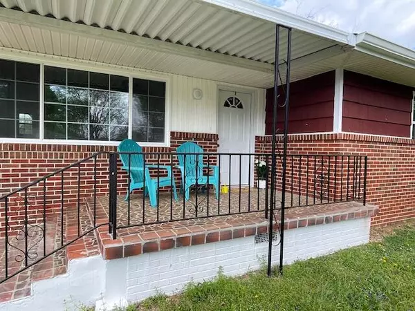 Fort Oglethorpe, GA 30742,104 Shelby ST