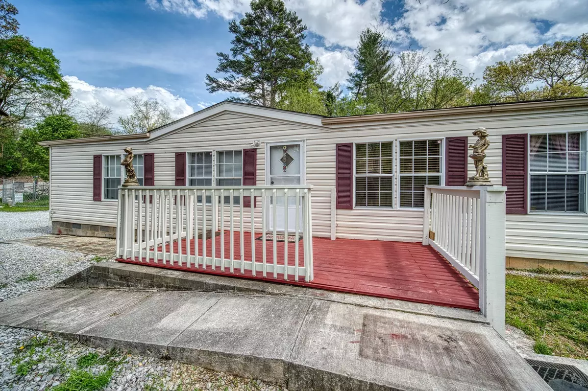 Hixson, TN 37343,1568 Dallas Lake RD