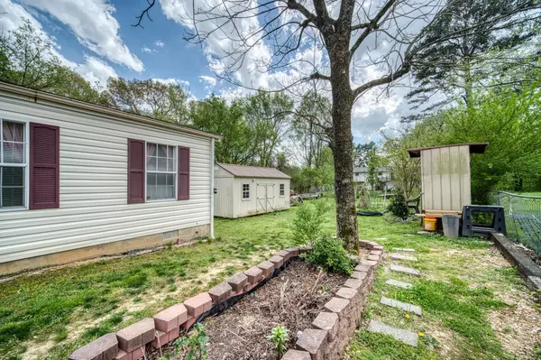 Hixson, TN 37343,1568 Dallas Lake RD