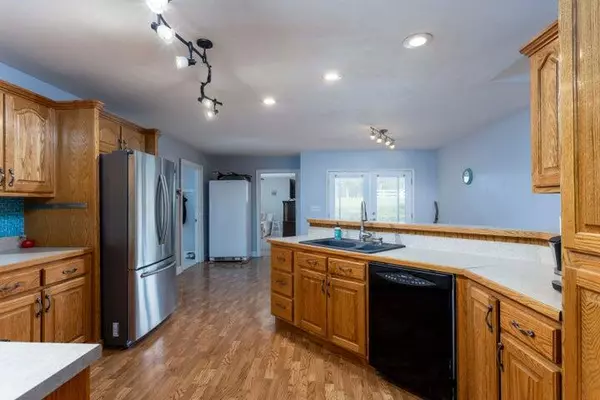 Evensville, TN 37332,4635 Old Dixie Highway Off HWY