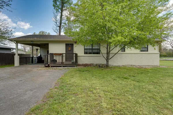 367 Fernwood DR, Rossville, GA 30741