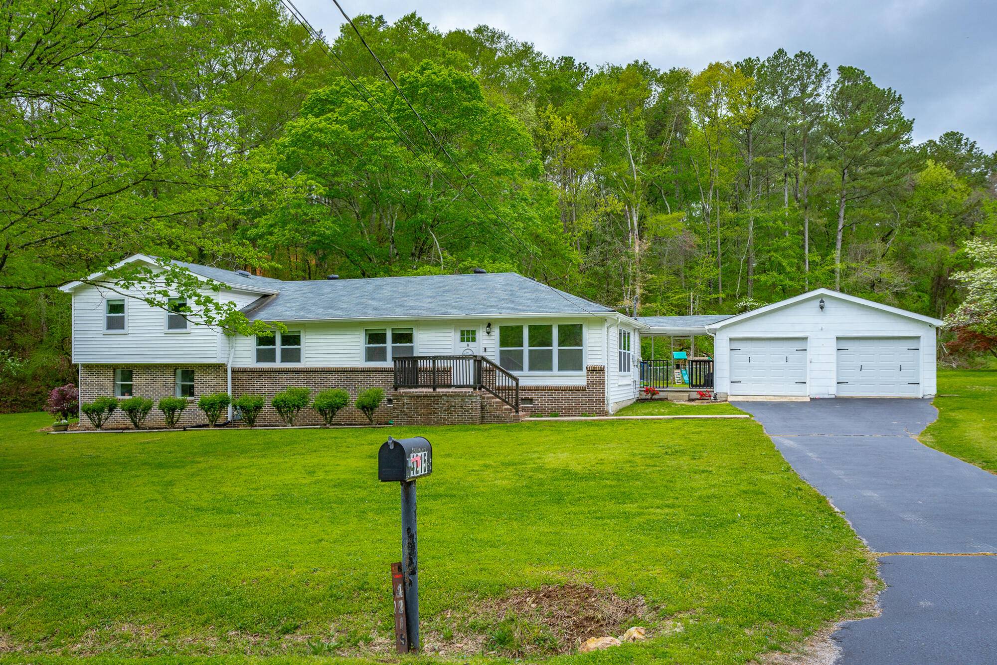 4215 Gann Store RD, Hixson, TN 37343