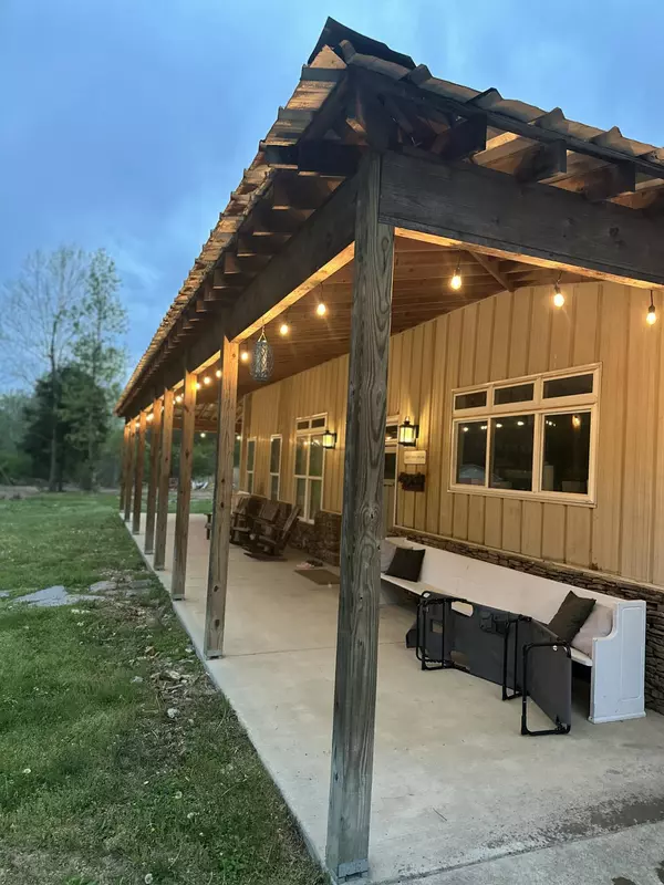 Lafayette, GA 30728,1576 Dripping Springs RD