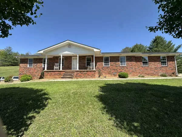 685 Lockhart RD, Dunlap, TN 37327