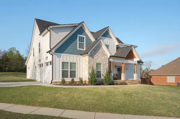 Ooltewah, TN 37363,7025 Gregory DR