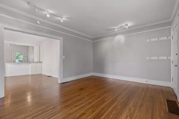 Chattanooga, TN 37405,517 Young AVE