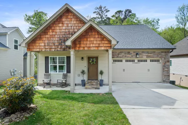 2317 Lake Mist DR, Chattanooga, TN 37421