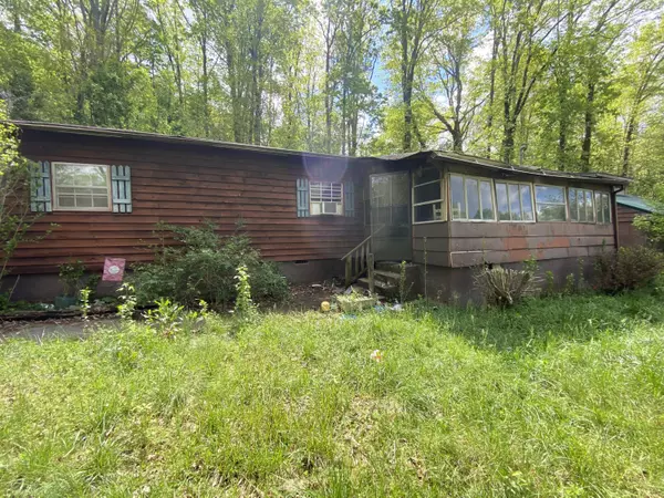 430 Montclair DR,  Rossville,  GA 30741