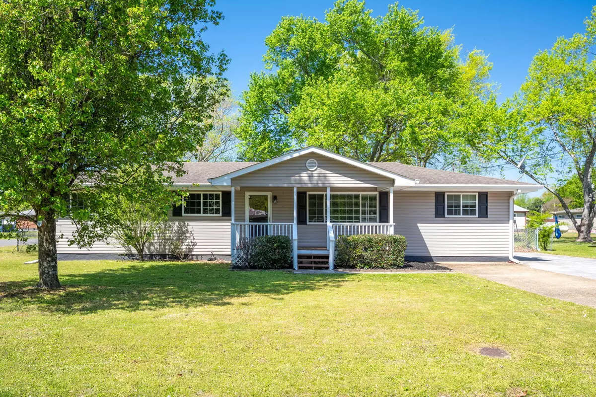 Rossville, GA 30741,135 Sharon CIR