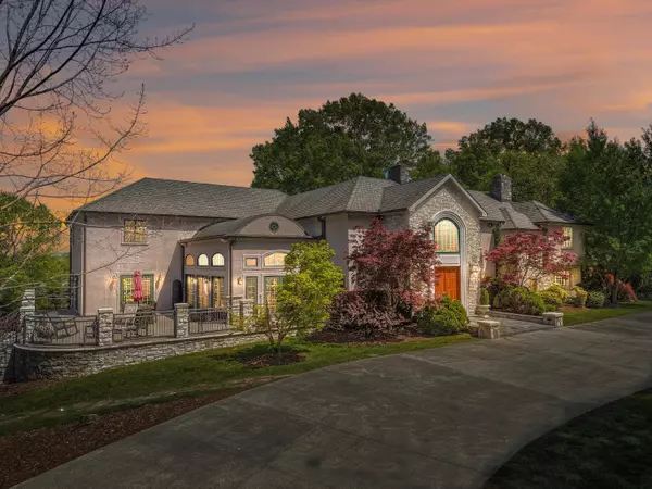 1511 Carroll LN, Chattanooga, TN 37405