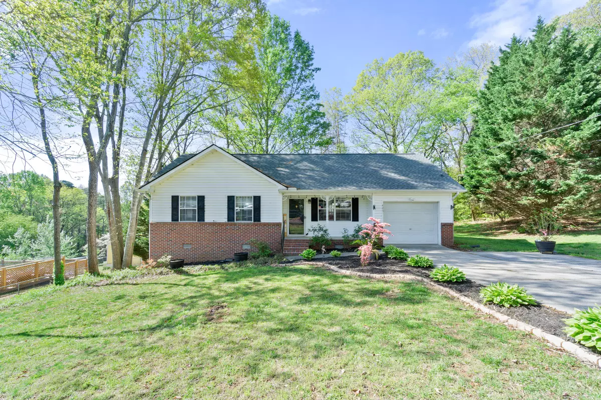 Lafayette, GA 30728,425 Wisteria RD