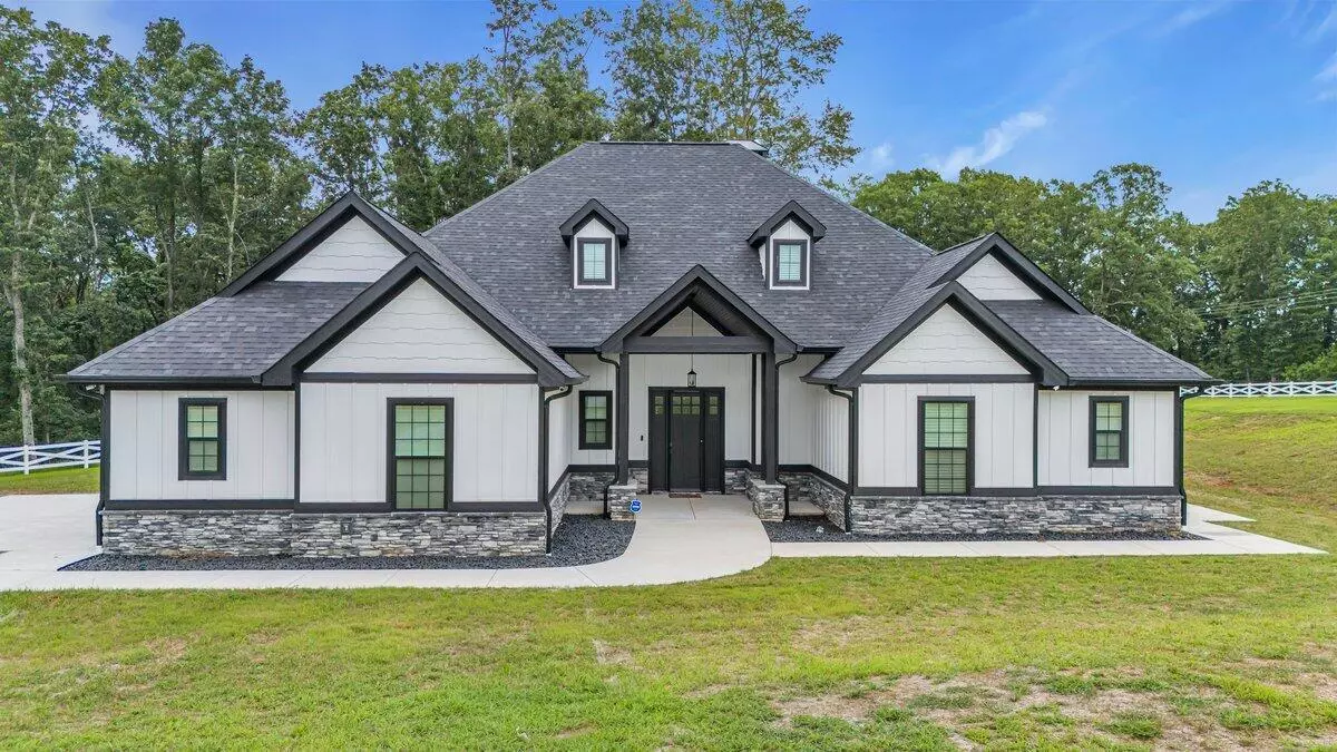 South Pittsburg, TN 37380,4660 Pittsburg Mountain RD