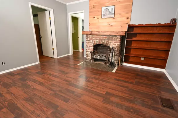 Rossville, GA 30741,105 Elm ST