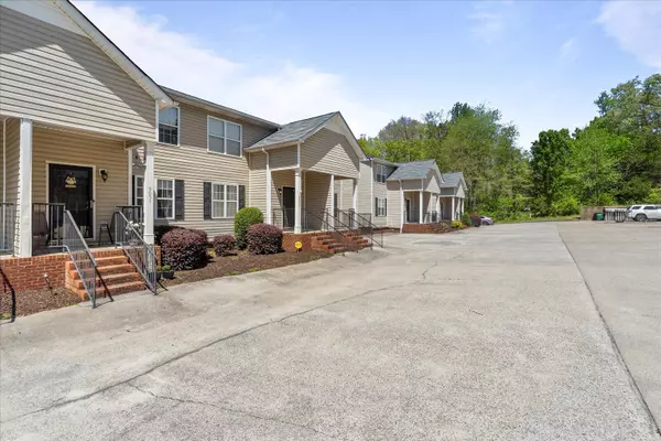Ooltewah, TN 37363,9051 Haileys Pond DR
