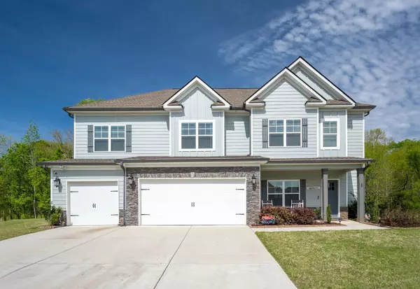 7369 Hollyhock LN, Ooltewah, TN 37363