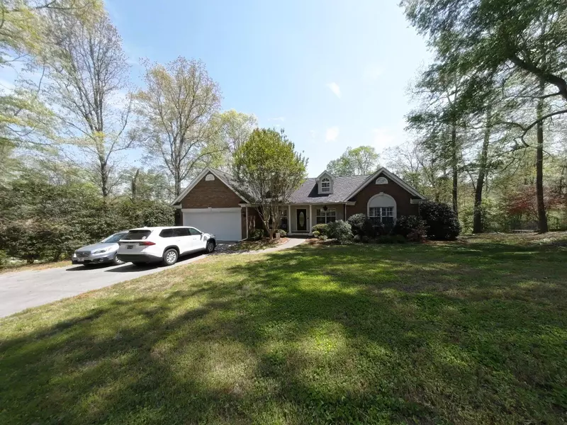 3209 Cross Roads DR, Rocky Face, GA 30740