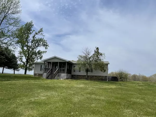 Pikeville, TN 37367,193 Lynn Rothwell RD