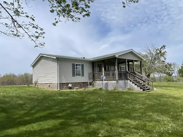 Pikeville, TN 37367,193 Lynn Rothwell RD