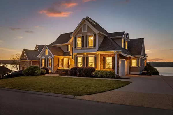 Chattanooga, TN 37416,4490 Sailmaker CIR