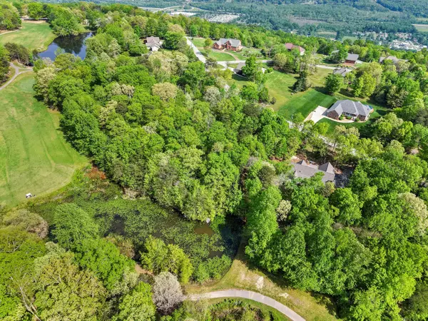 Soddy Daisy, TN 37379,8711 Brow Lake RD