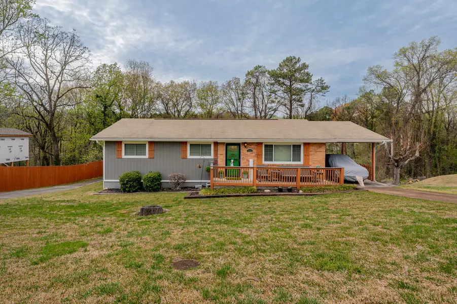 3745 Premium DR, Chattanooga, TN 37415