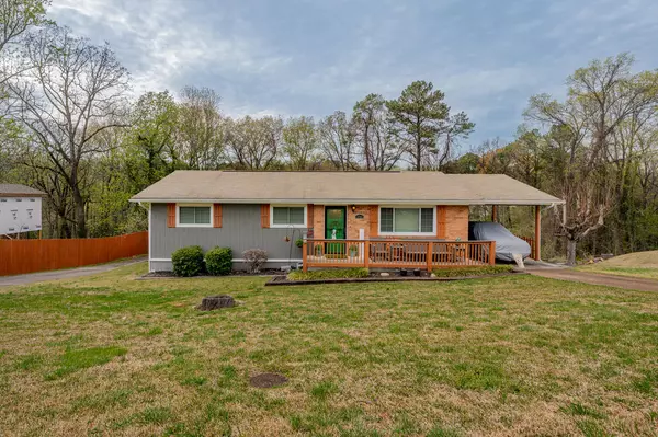 3745 Premium DR, Chattanooga, TN 37415