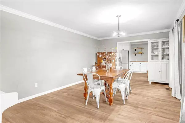 Manchester, TN 37355,909 Mayfield ST