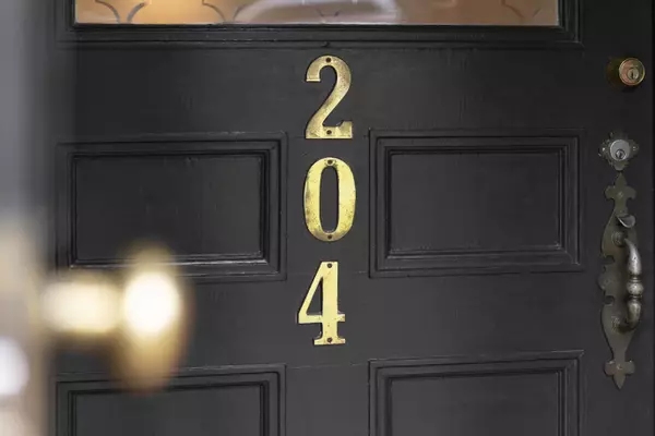 Chattanooga, TN 37411,204 Windmere DR