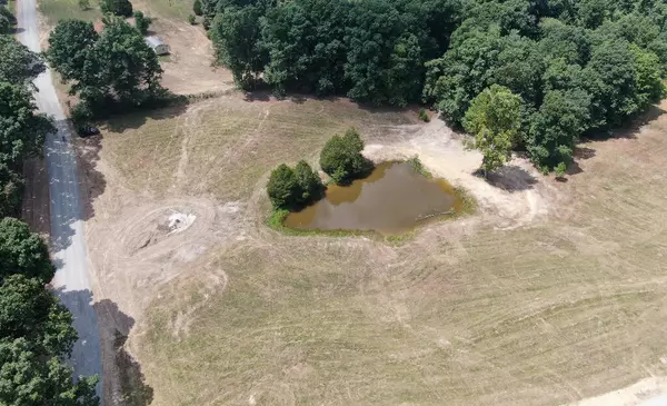 Bon Aqua, TN 37025,10688 Back Piney Rd Track 1