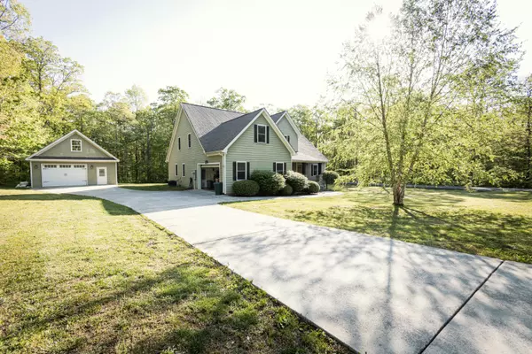 Signal Mountain, TN 37377,293 Smith ST