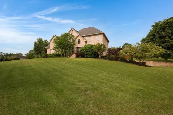 Hixson, TN 37343,6409 Cove Pointe LN