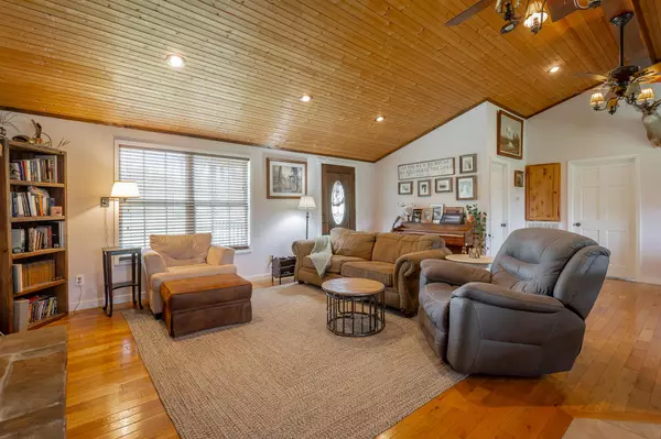 Bryant, AL 35958,7080 Alabama Hwy 73