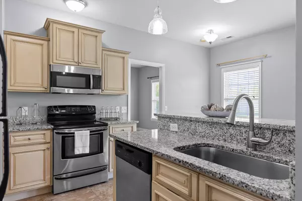 Ooltewah, TN 37363,8236 Bluegill CIR