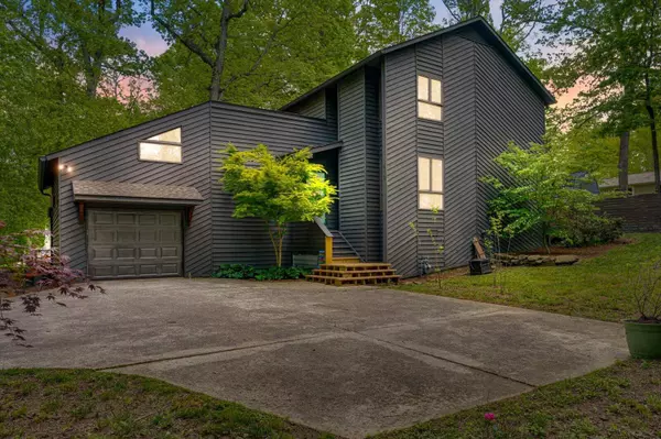 612 Carolina AVE, Signal Mountain, TN 37377
