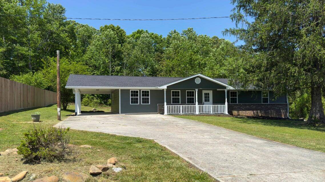242 Lake Hills CIR, Spring City, TN 37381