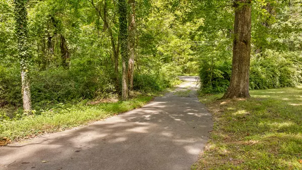 Signal Mountain, TN 37377,4414 Chestnut AVE
