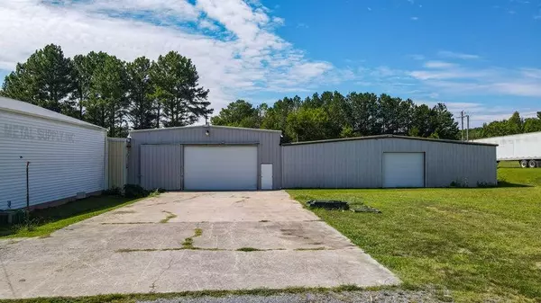 Cleveland, TN 37323,5534 Waterlevel HWY
