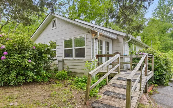 Signal Mountain, TN 37377,4101 Taft HWY