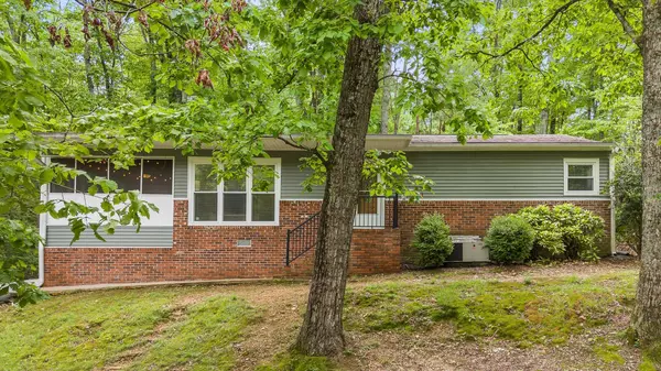 1826 Dogwood DR, Chattanooga, TN 37406