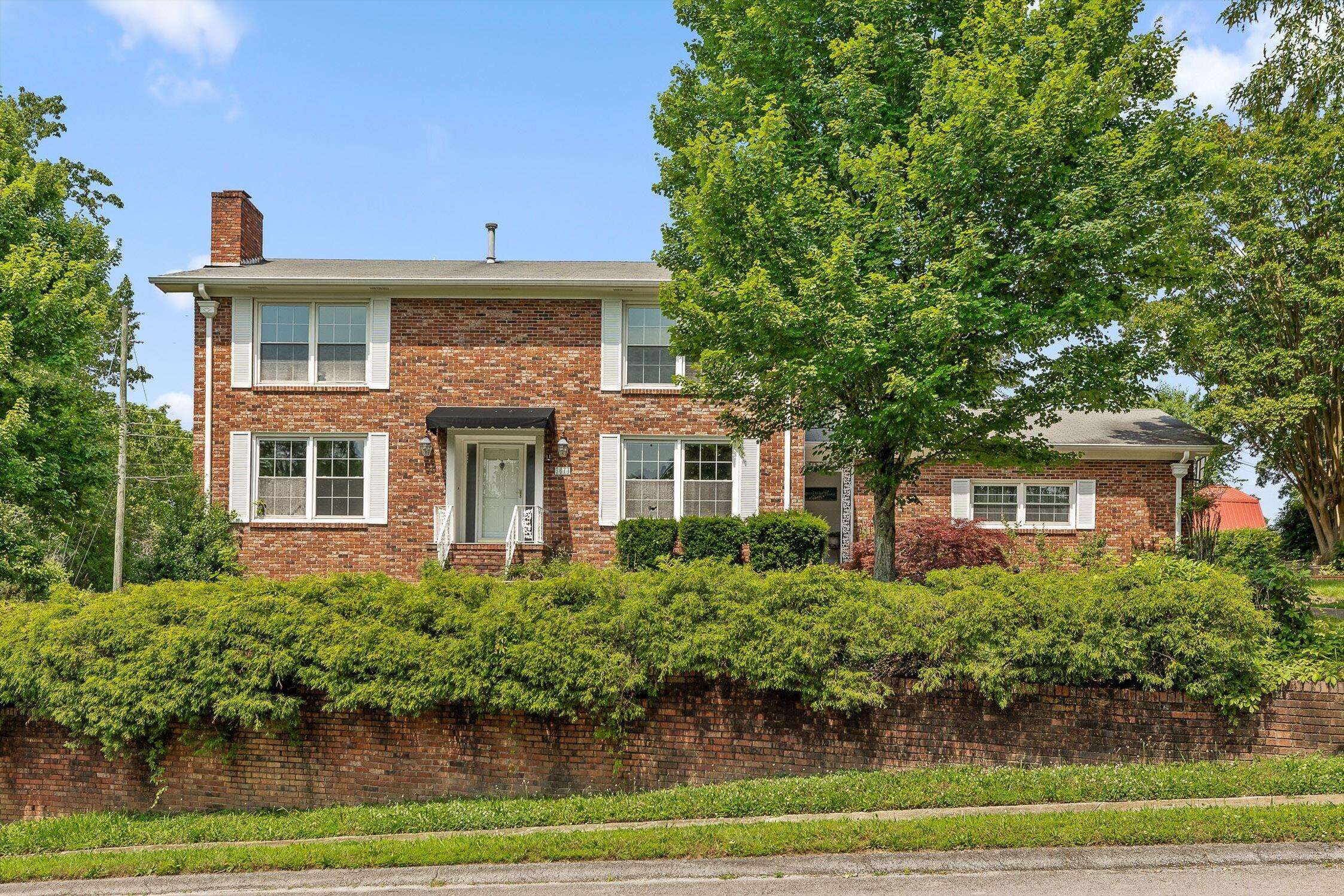 Chattanooga, TN 37412,3611 Glen Oaks DR