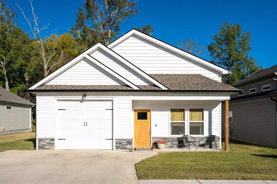 68 Rock Bridge DR, Ringgold, GA 30736