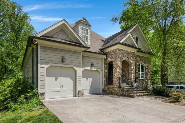 Signal Mountain, TN 37377,2507 Eagle Creek WAY
