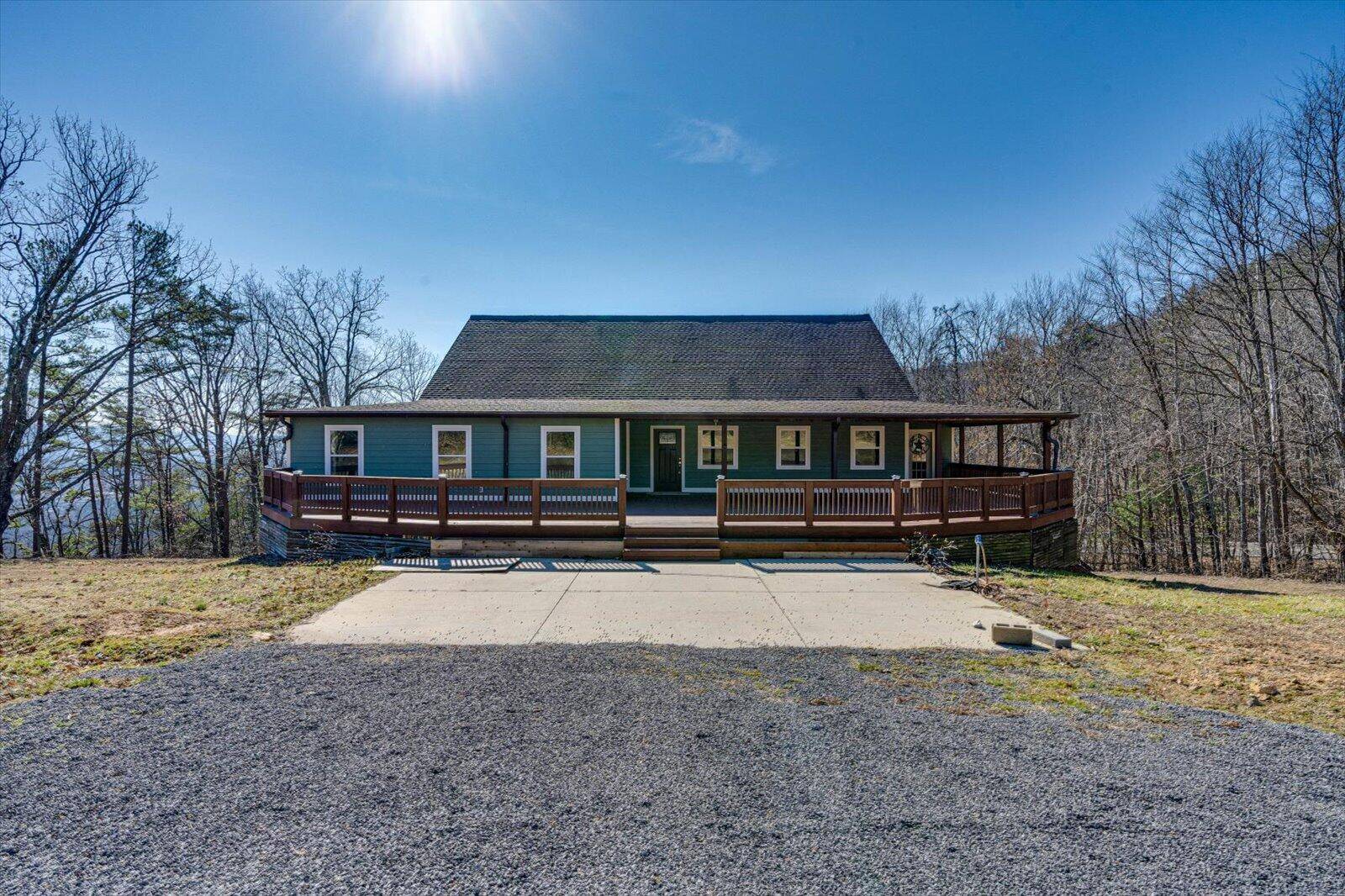 2000 Fredonia RD, Dunlap, TN 37327