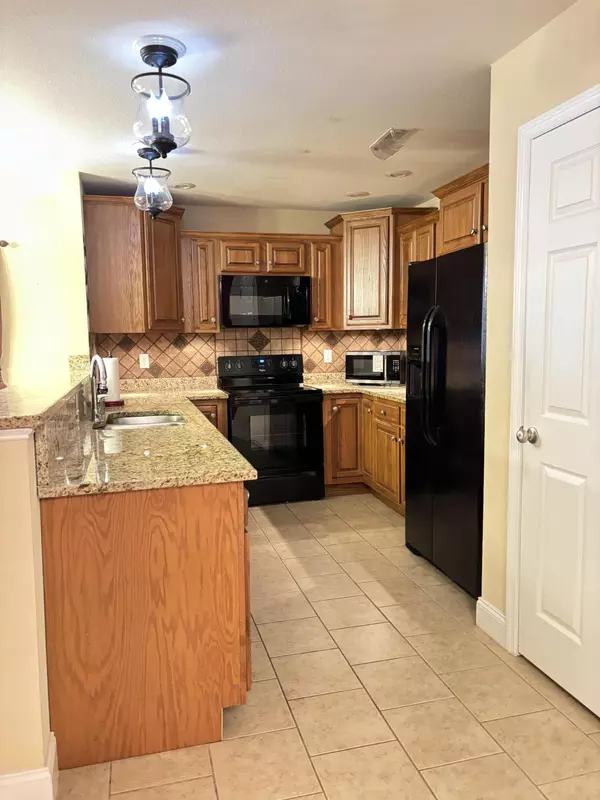 Rossville, GA 30741,1501 Applebrook DR
