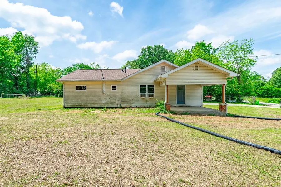 2326 Epperson DR, Dalton, GA 30721