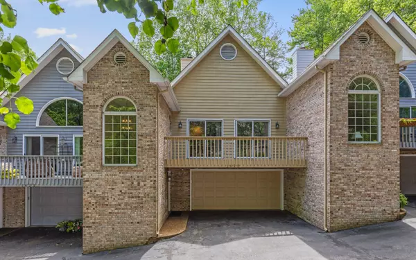 1625 Taft HWY, Signal Mountain, TN 37377