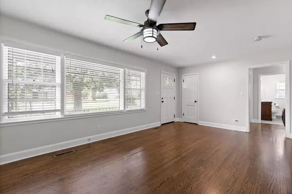 Chattanooga, TN 37411,3439 Alta Vista DR