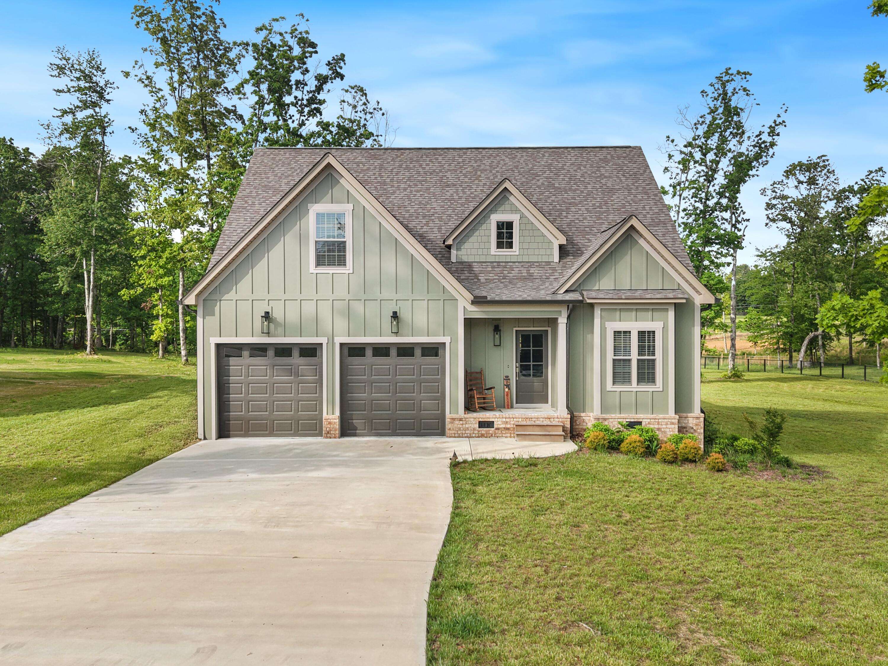 2664 Mowbray PIKE, Soddy Daisy, TN 37379