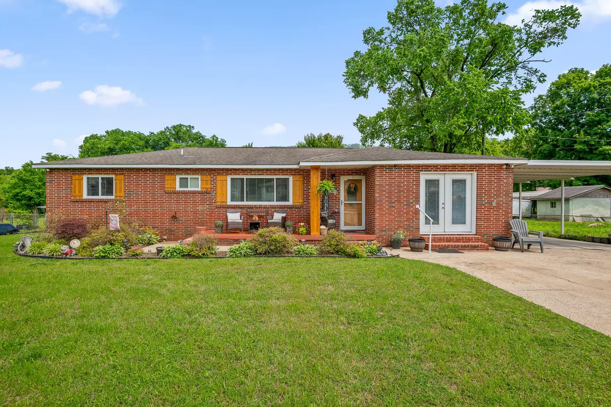 Chattanooga, TN 37419,248 Moss AVE